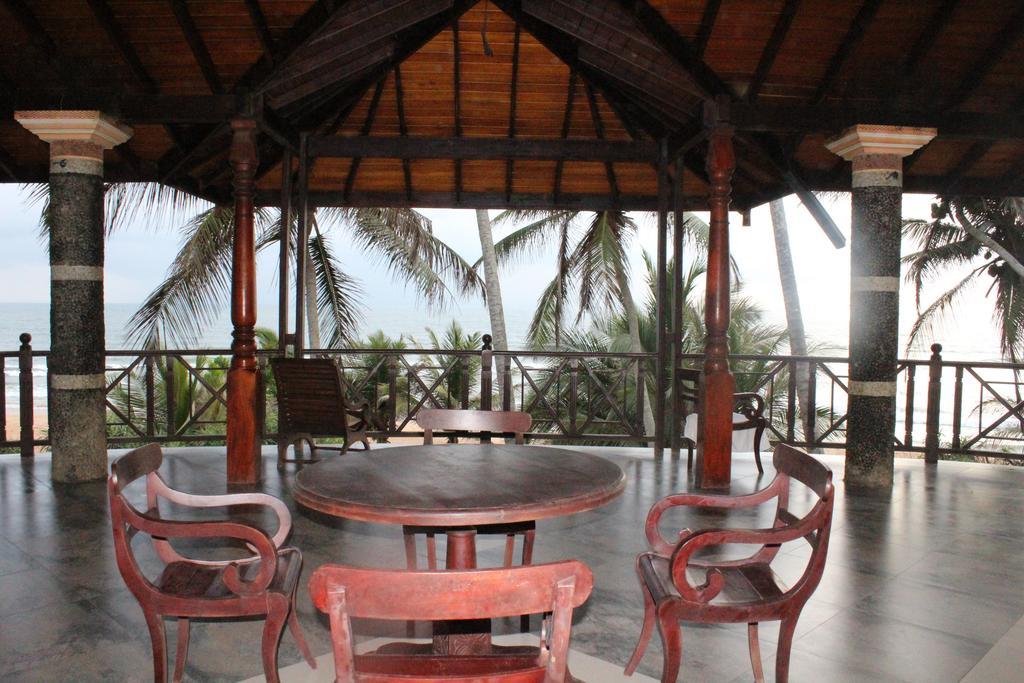 Warahena Beach Hotel 벤토타 외부 사진